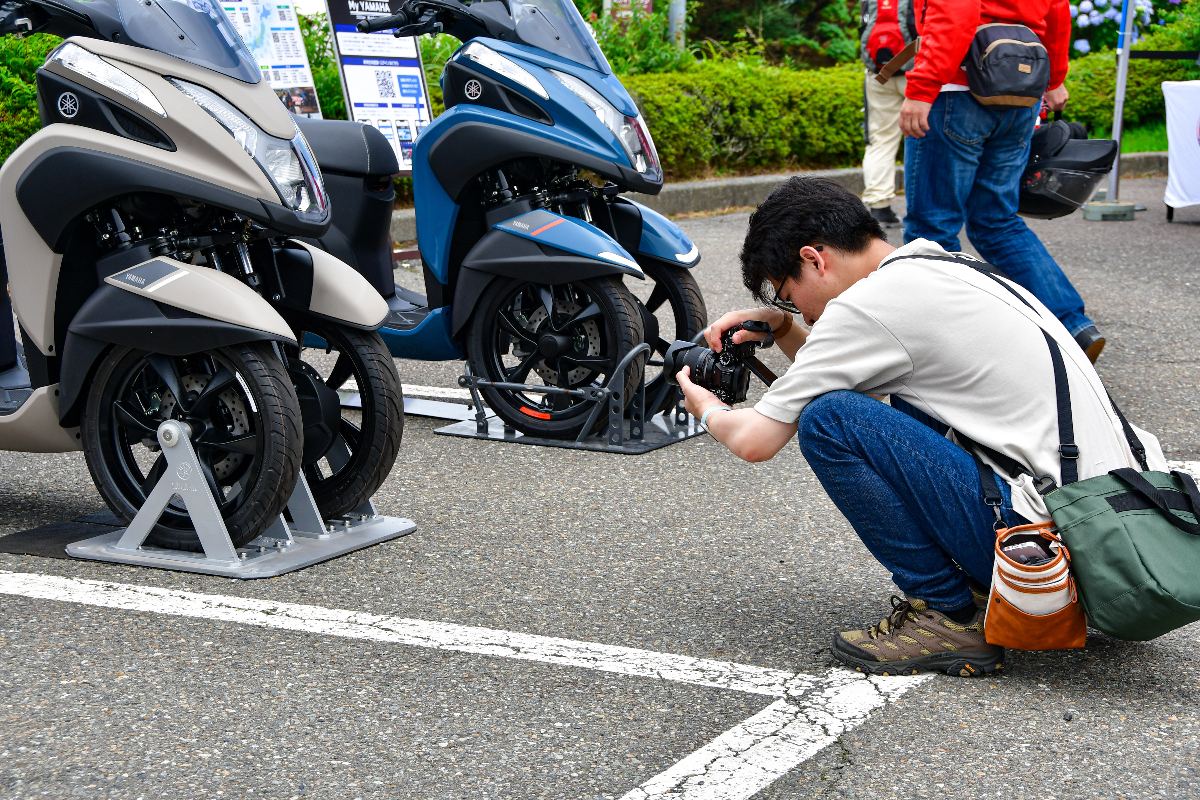 ニューカラーのTRICITYを写真に収めたり