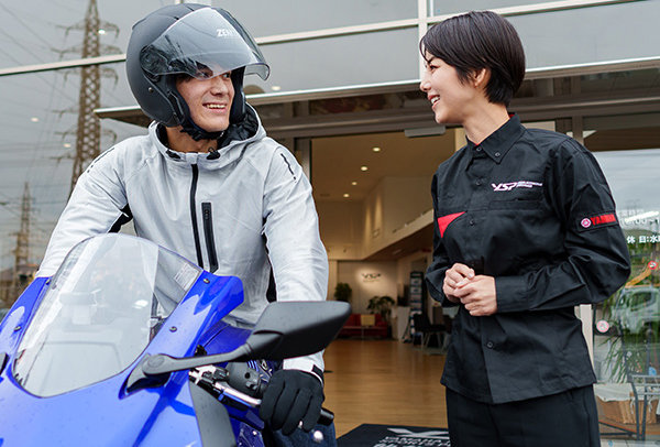 YSPでは、ヤマハ125ccスポーツバイクの新車購入者向けに免許取得費用10,000円（税込）をサポートする