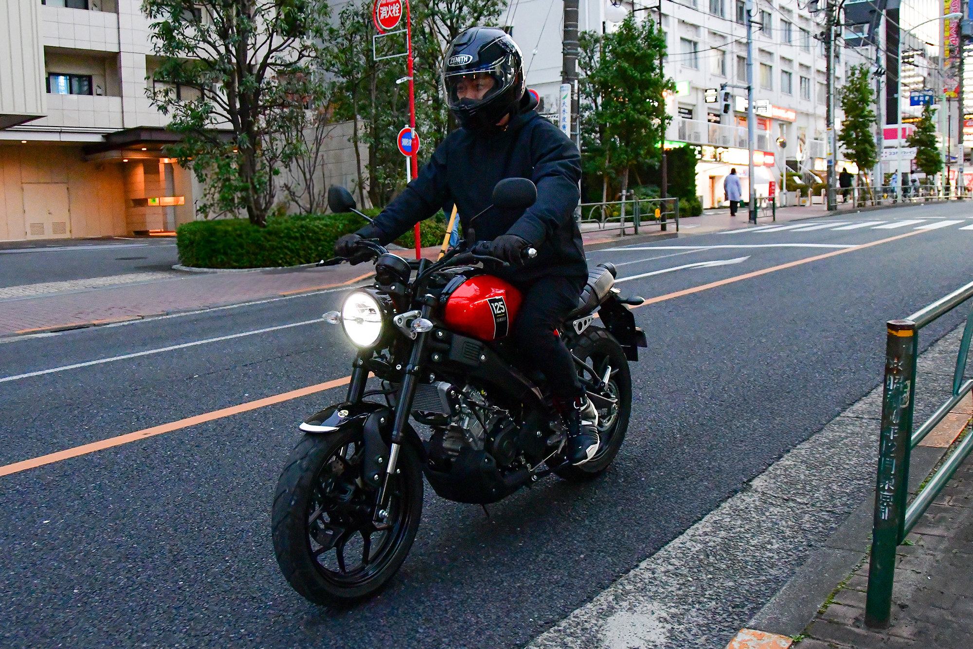 なかなか言葉ではお伝えしきれない魅力がいっぱいの「XSR125」。