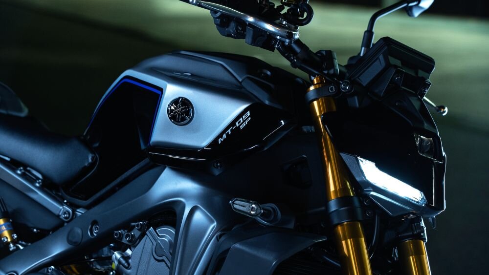 モデラー視点での今回の「MT-09」の魅力は
