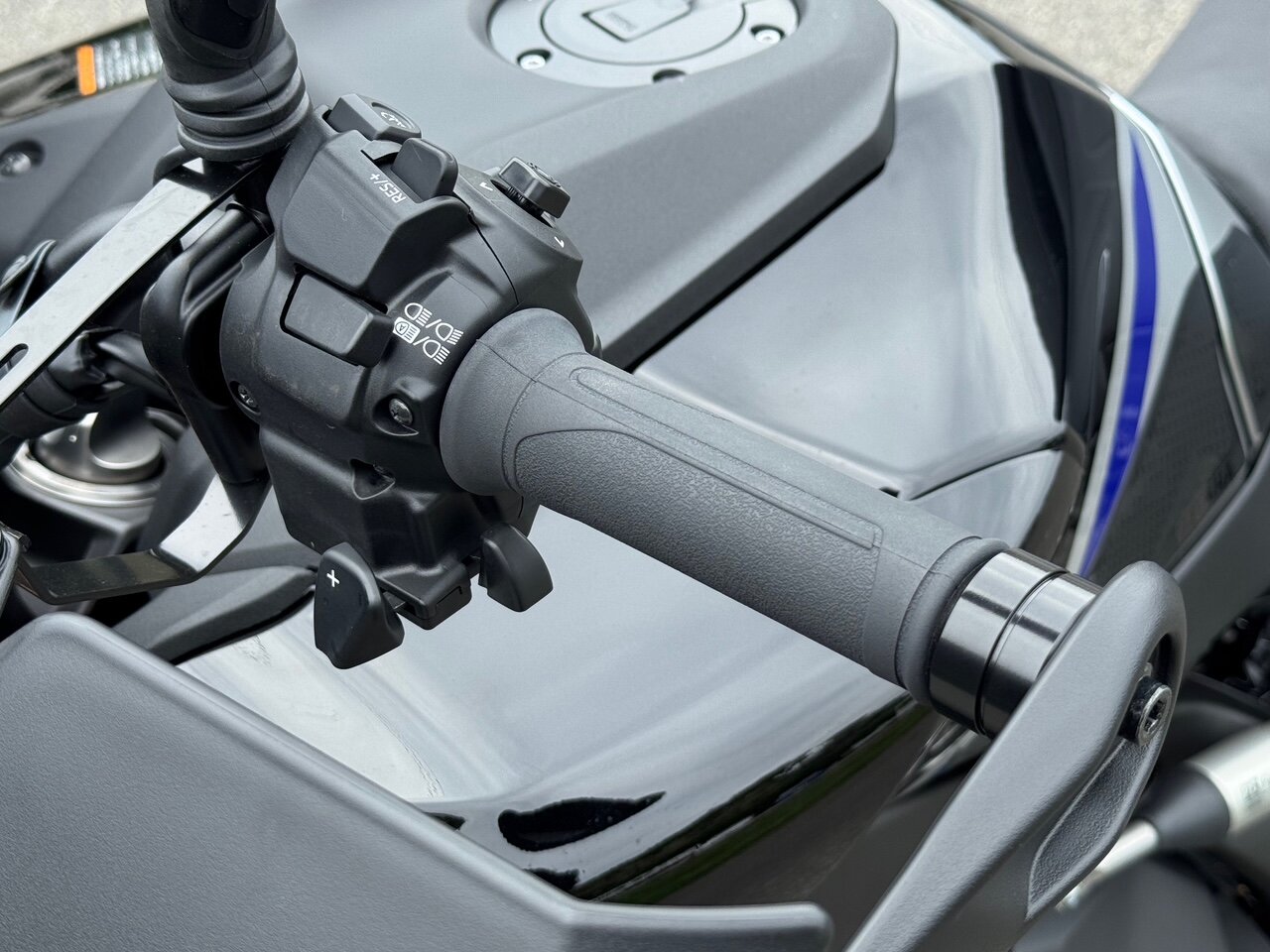 最大の関心事は車名にも入っている『Y-AMT（YAMAHA AUTOMATED MANUAL TRANSMISSION）』だと思います。