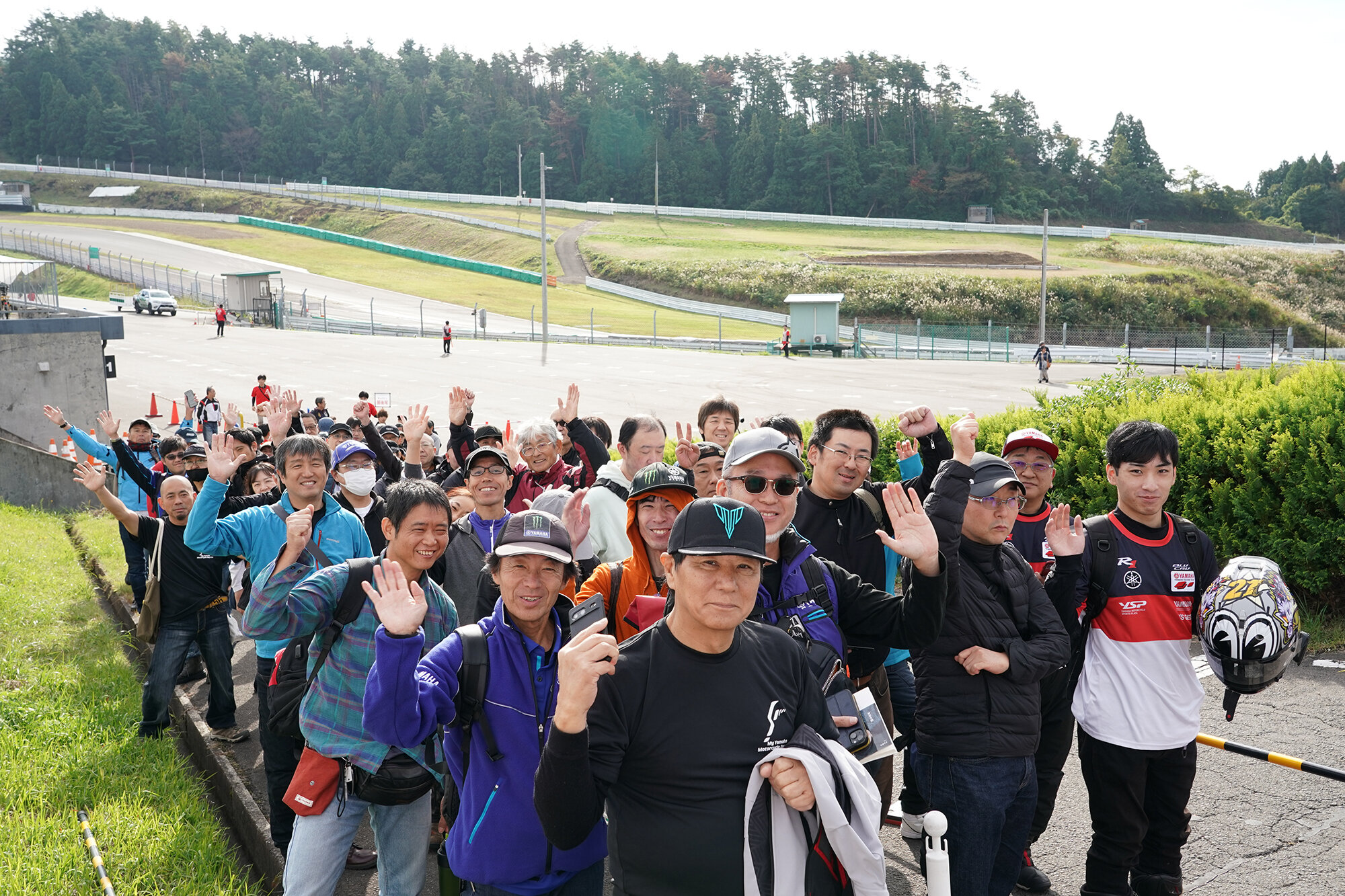 朝早く開場前からお待ちいただいた皆さん、整列待機にご協力いただきありがとうございました。