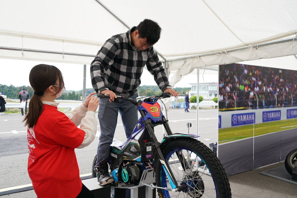 電動トライアルバイク「TY-E」の乗車体験