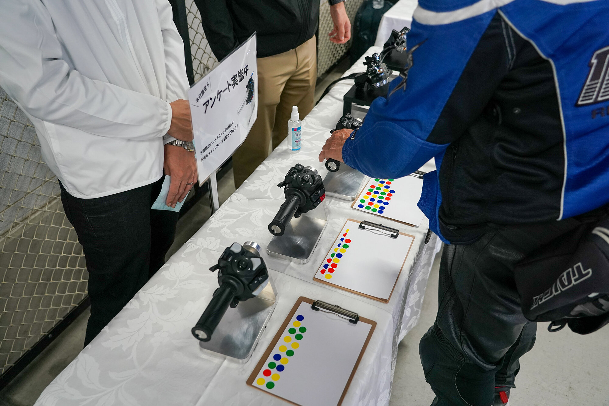 今後のモデルや技術、サービスなどに盛り込まれていくはずです。