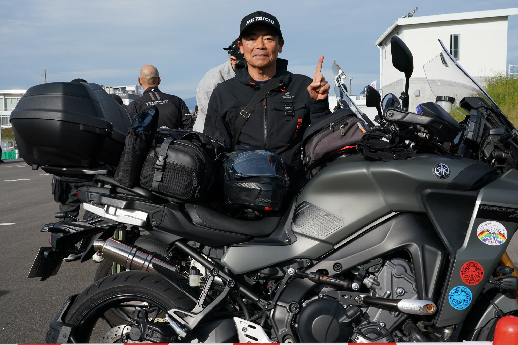 開場一番乗りは栃木からお越しのTRACER9 GTオーナーさん。