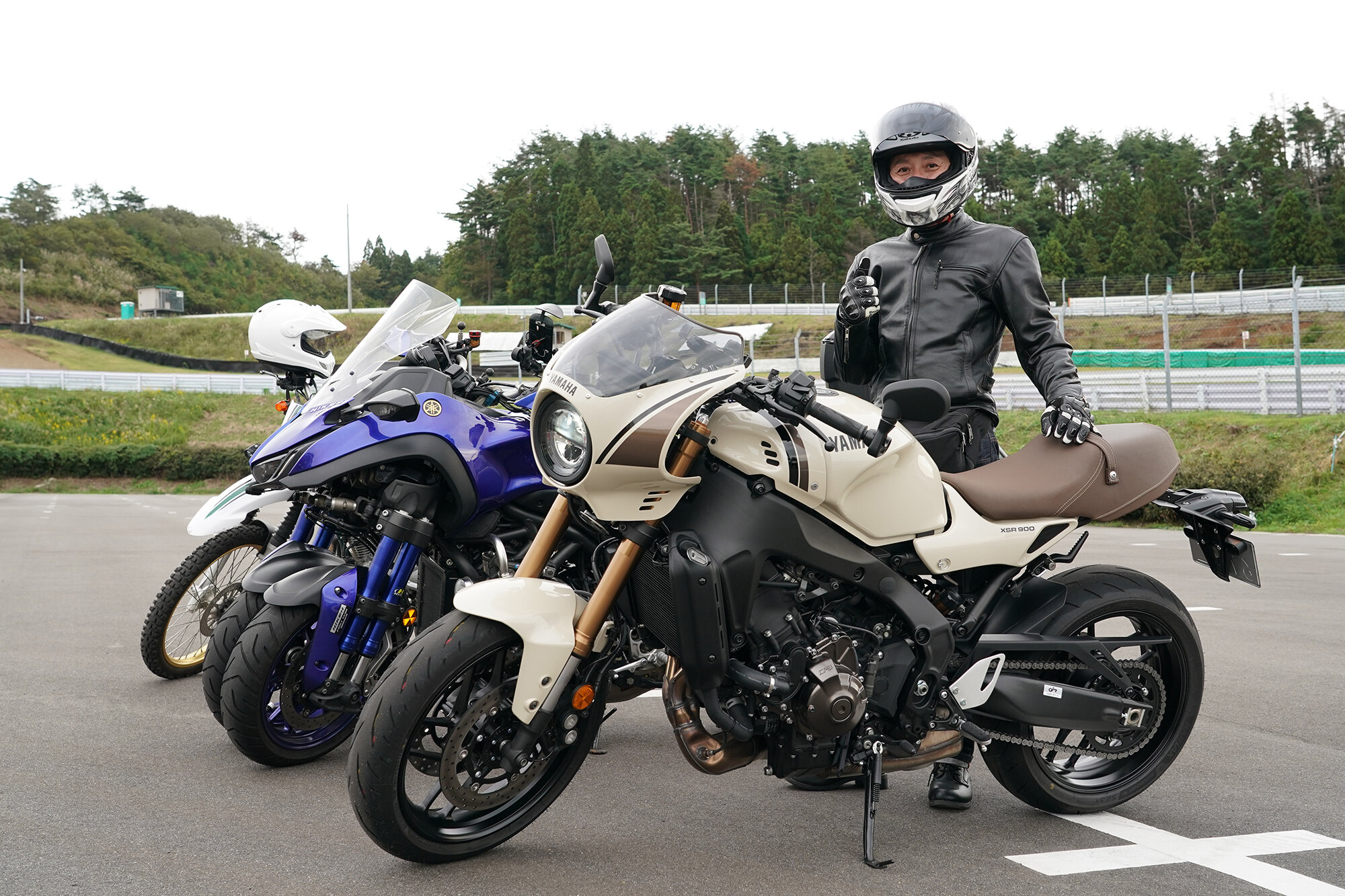 XSR900日本限定カラーのオーナーさん。