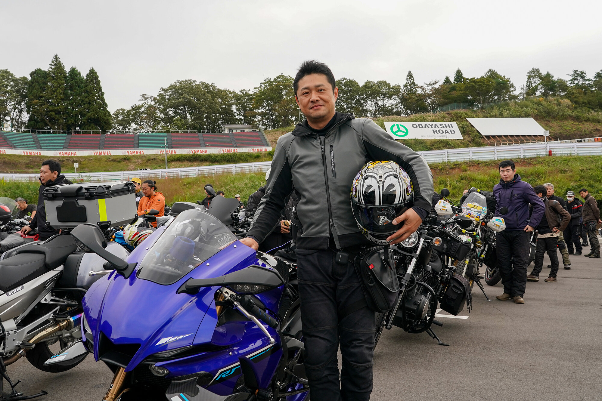 パレードランに参加のYZF-R1オーナーさん。