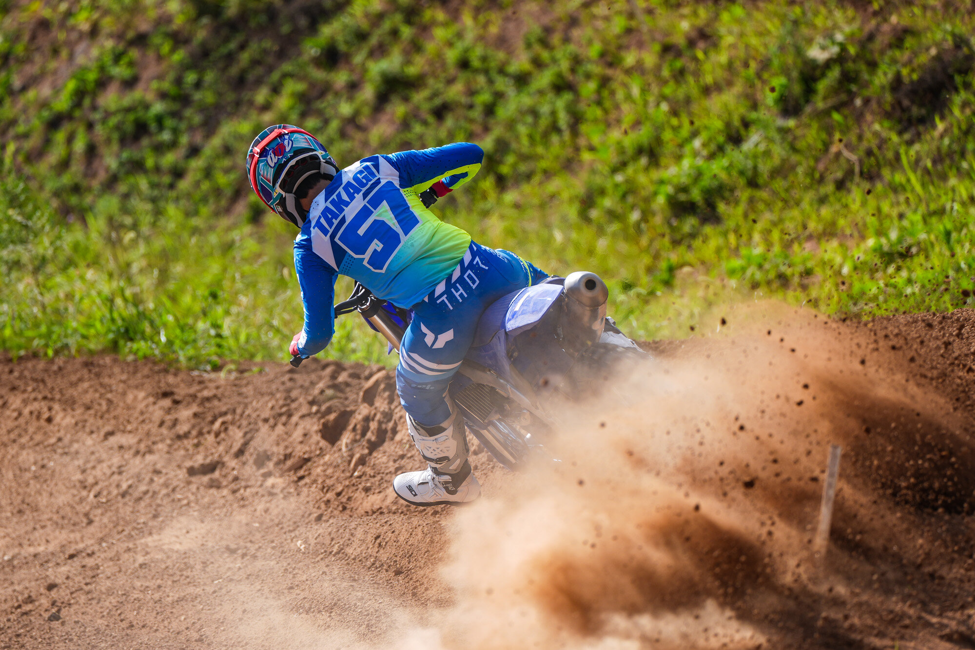 車体は接地感、トラクション感を向上させることに注力しました。