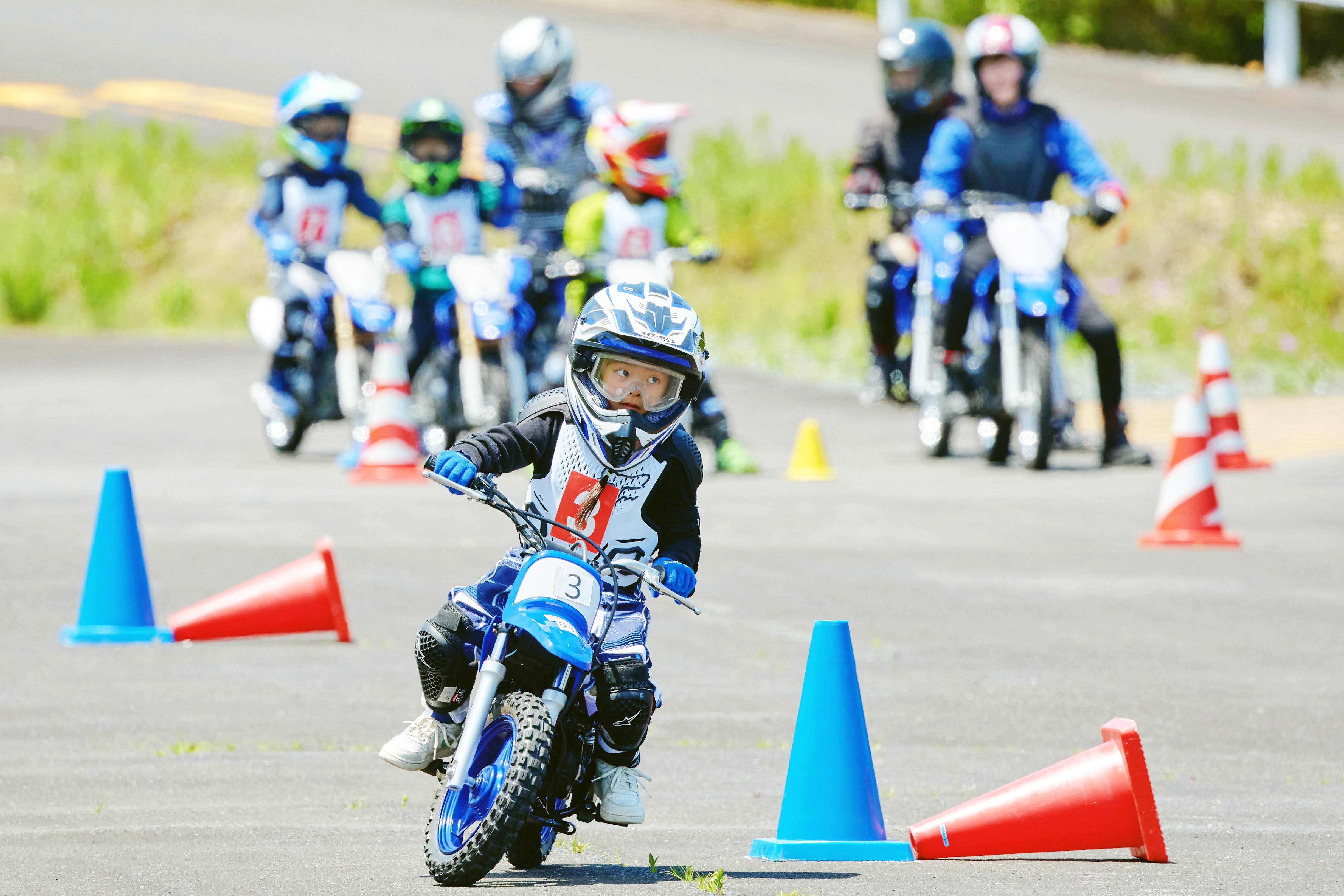 スラロームなど。