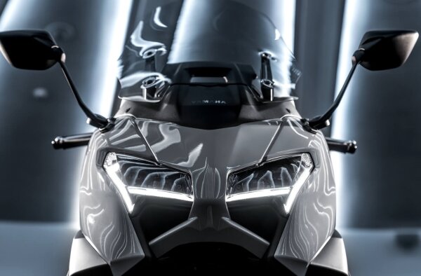 デザイン面では、頭文字の「T」をイメージさせる新デザインのポジションランプを採用し