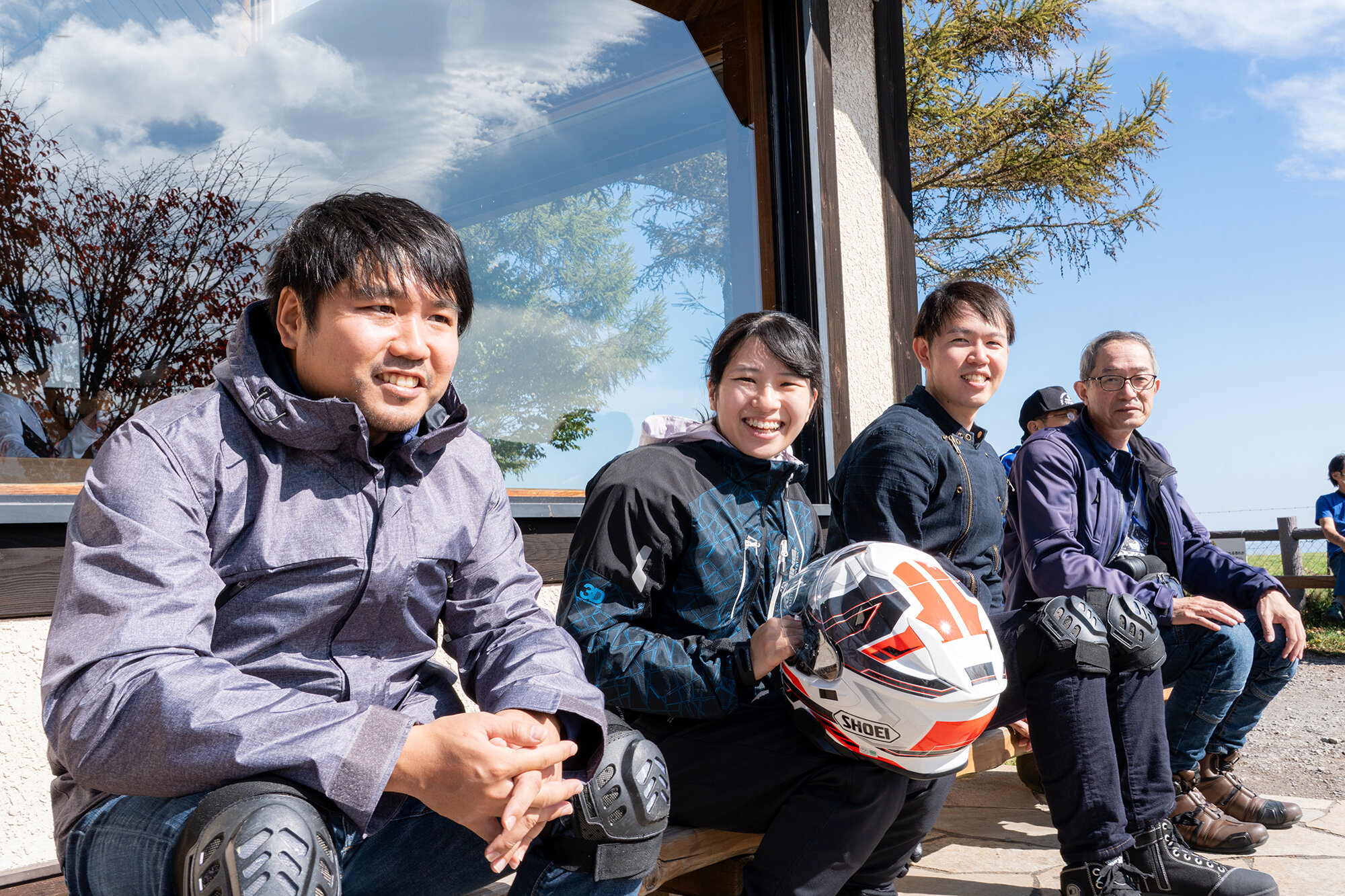 走行時の集中力を回復させるためにも、ある程度の時間・距離を走ったらしっかり休憩を