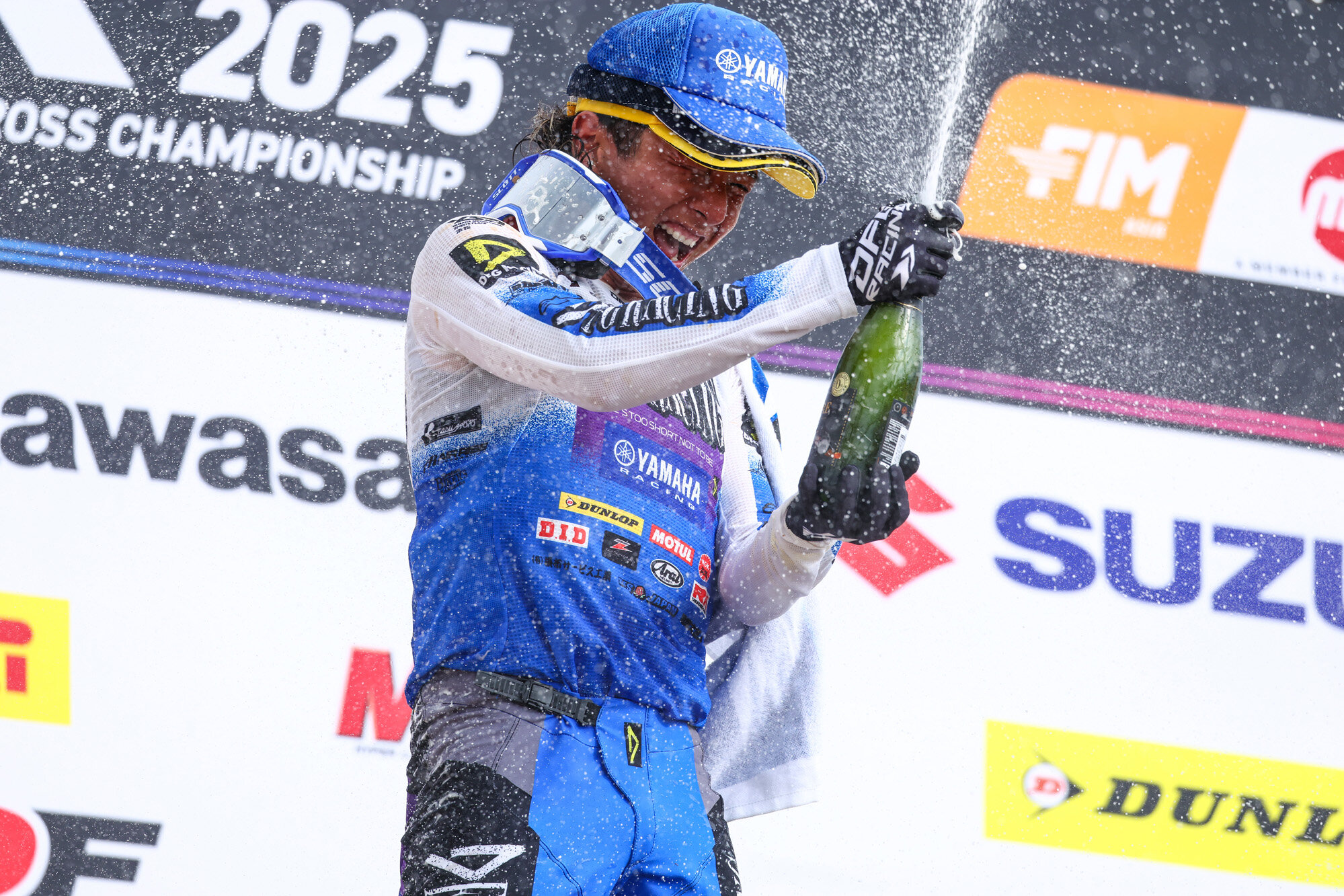 第3戦まで表彰台に届かないレースが続きましたが、第4戦・ヒート2での優勝を皮切りに、後半戦は調子を上げ好スタートを連発。トータル7回の表彰台を獲得し、IA1クラスでの自己ベストとなるランキング3位となりました。