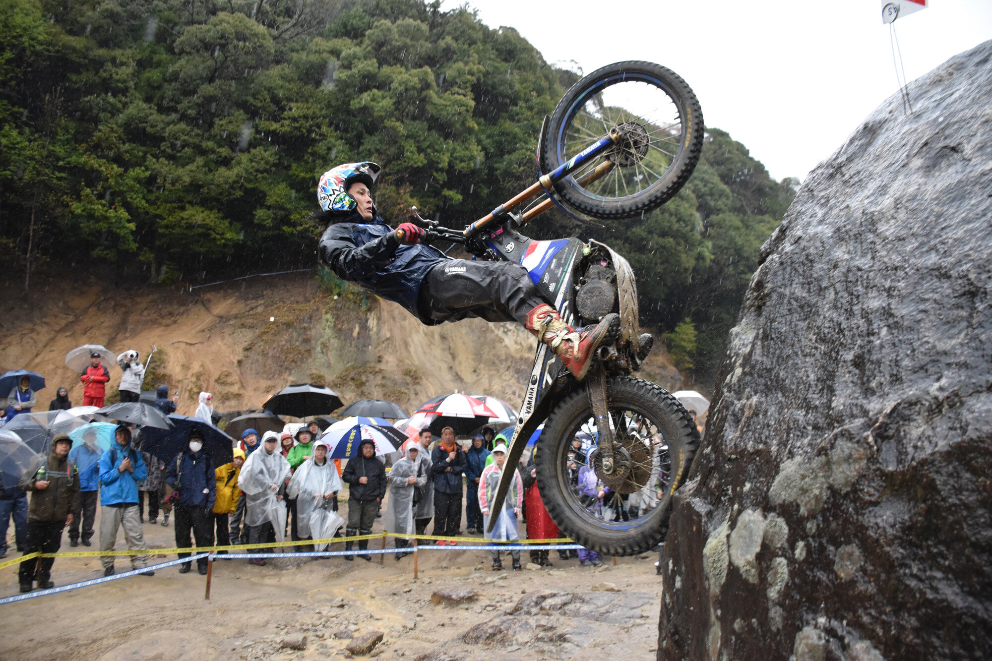 開幕戦、先手を取ったのはライバル。黒山選手は減点1という僅差で2位、氏川選手、野崎選手は3・4位で続きます。