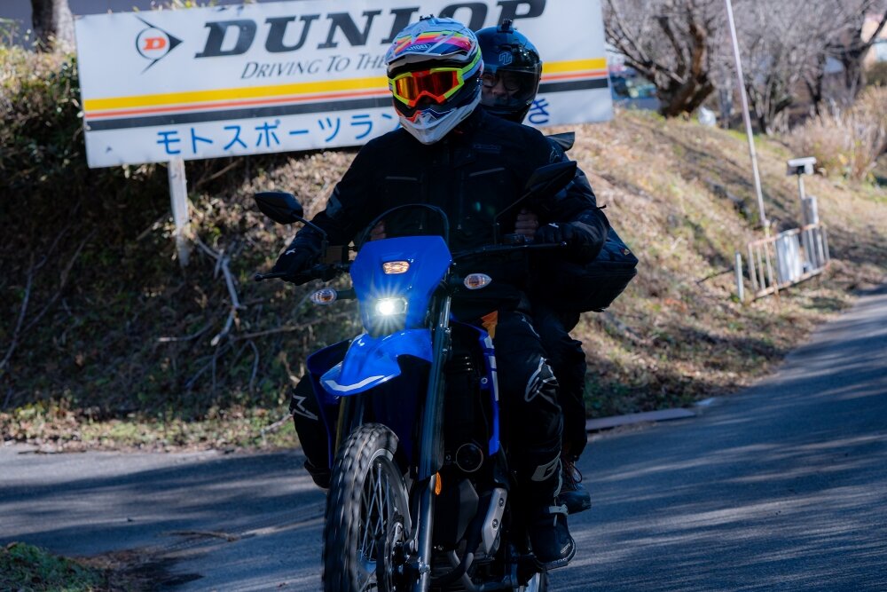 コースを数周全開で走ってみましたが、底付きすることもなく、本当に文句の付けようがないですね