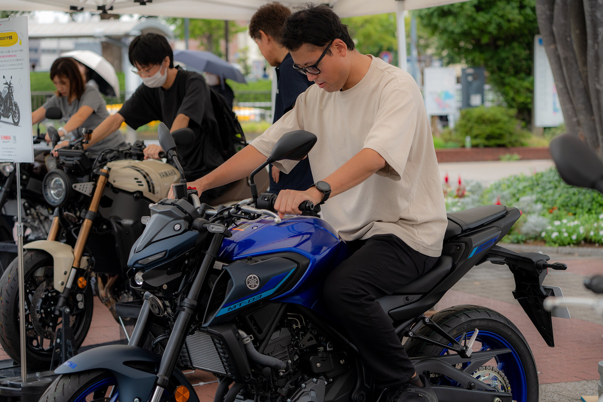 人気モデルのまたがり体験はもちろんのこと、