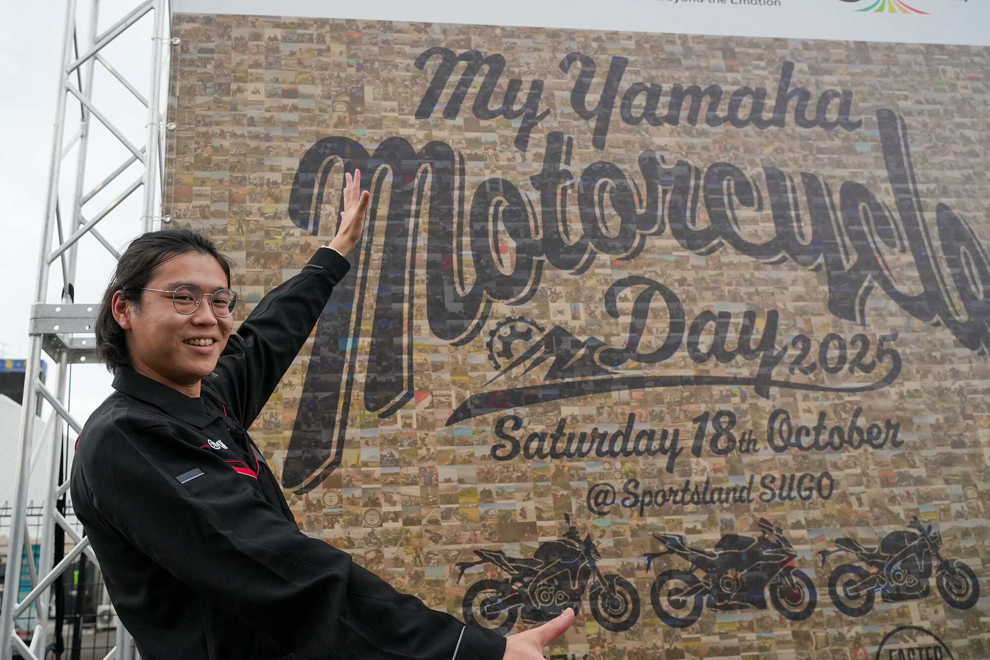 ヤマハ発動機創立70周年とSUGO開業50周年を記念して「わたしとバイクの記念日」をお題にMy Yamaha Motorcycle Day 2025公式HPで事前に募集。皆さまにお送りいただいた写真で作った巨大モザイクアートです！