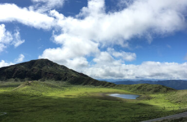 雄大な阿蘇でレッスン＆ツーリング　九州の屋根・やまなみハイウェイをみんなで走ろう！