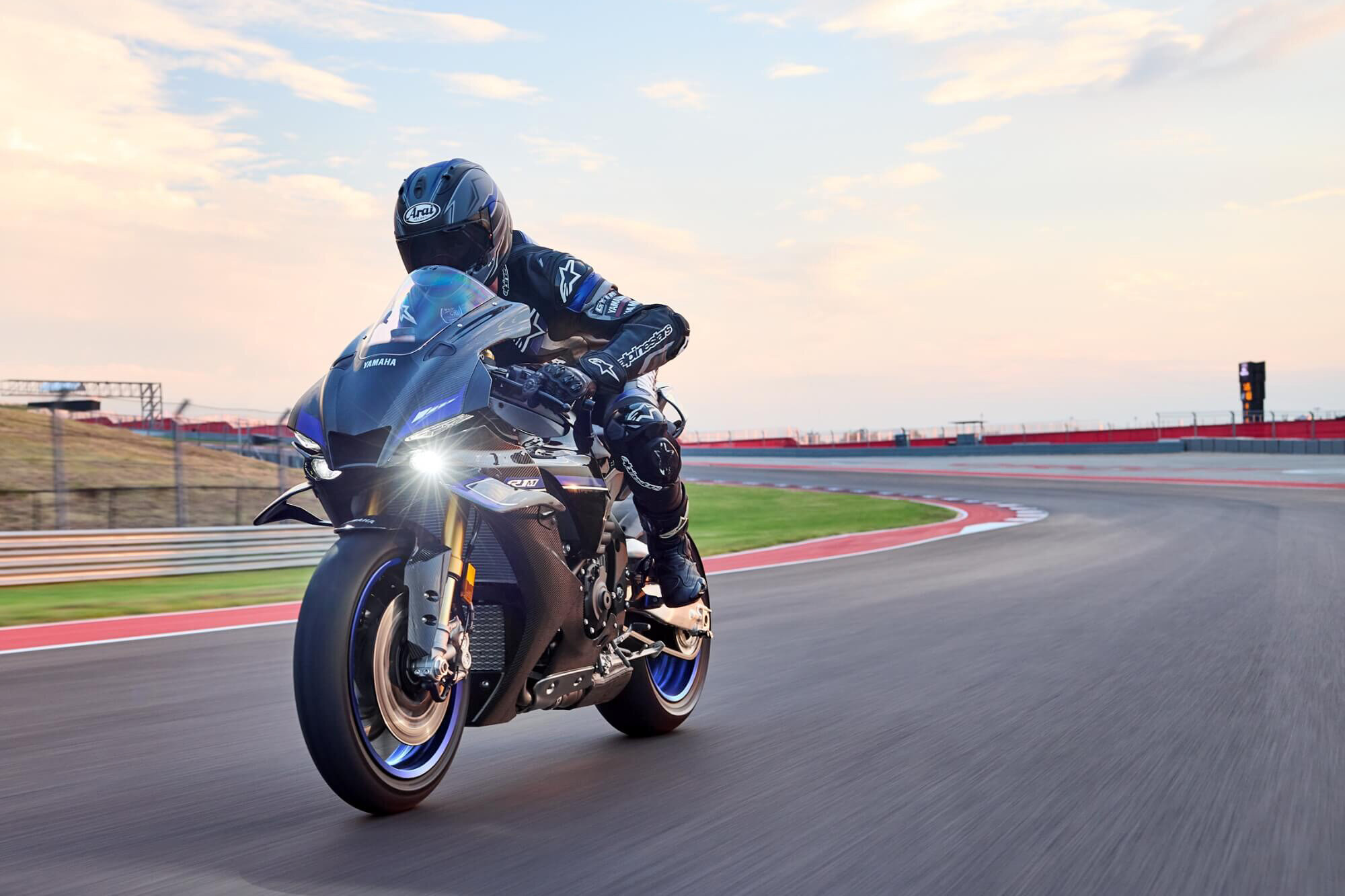 自身が打ち立てた記録を更新する14回目のチャンピオンと100勝の達成 