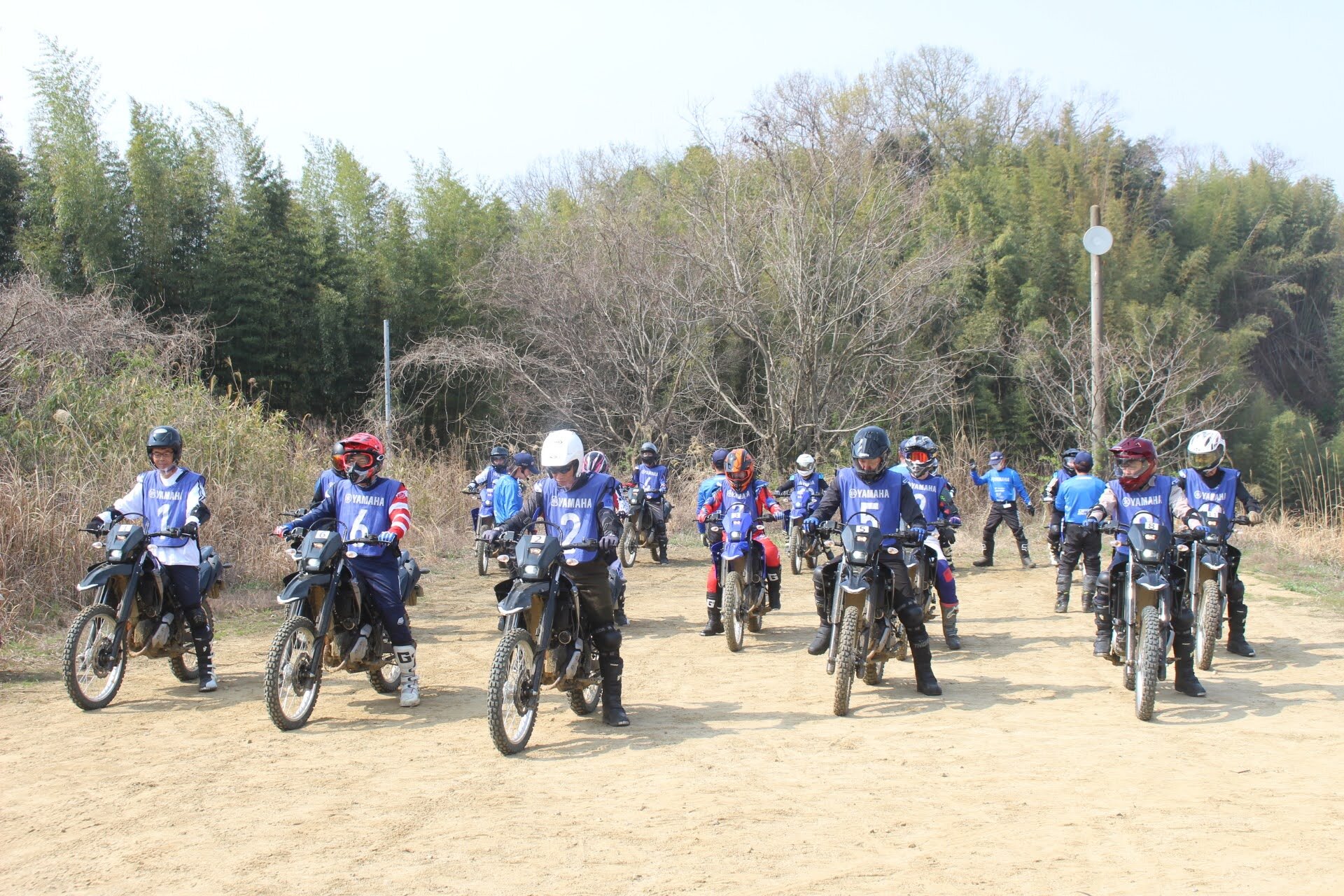 足つきに不安を感じていた参加者の方にローダウン仕様を体験していただき