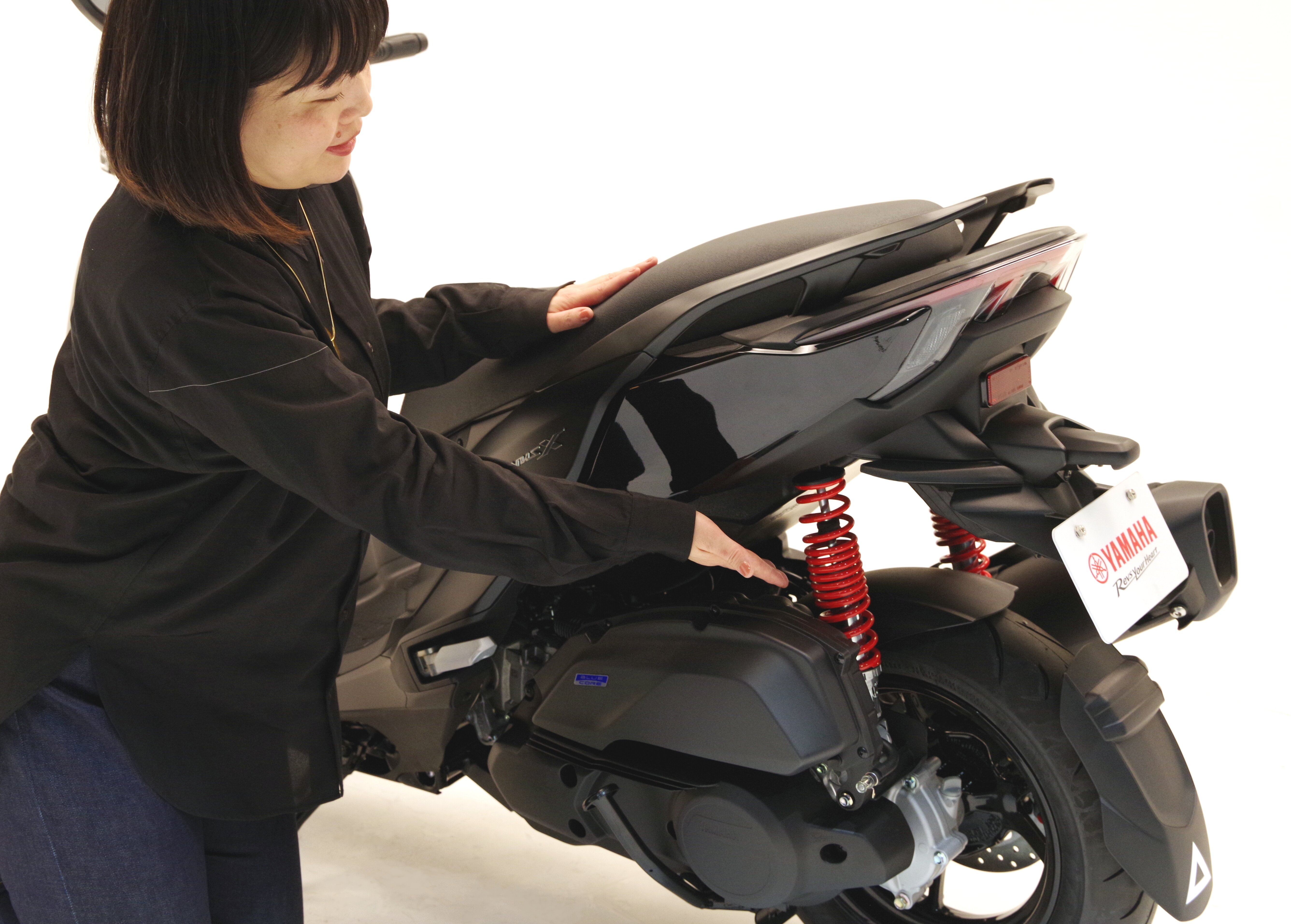 カラーリングデザイン：川島さん