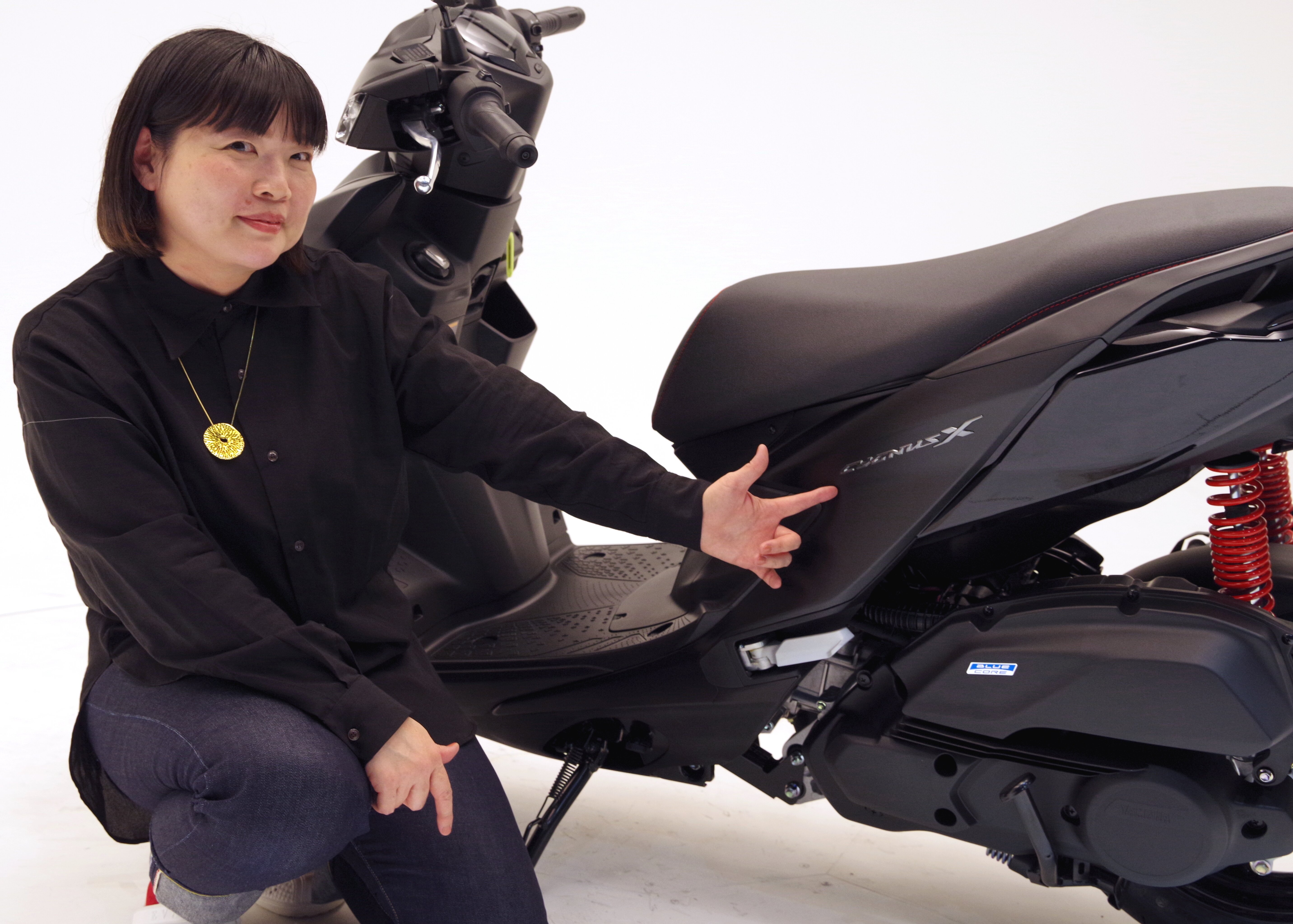 ロゴは、スタイリングと連動していまして