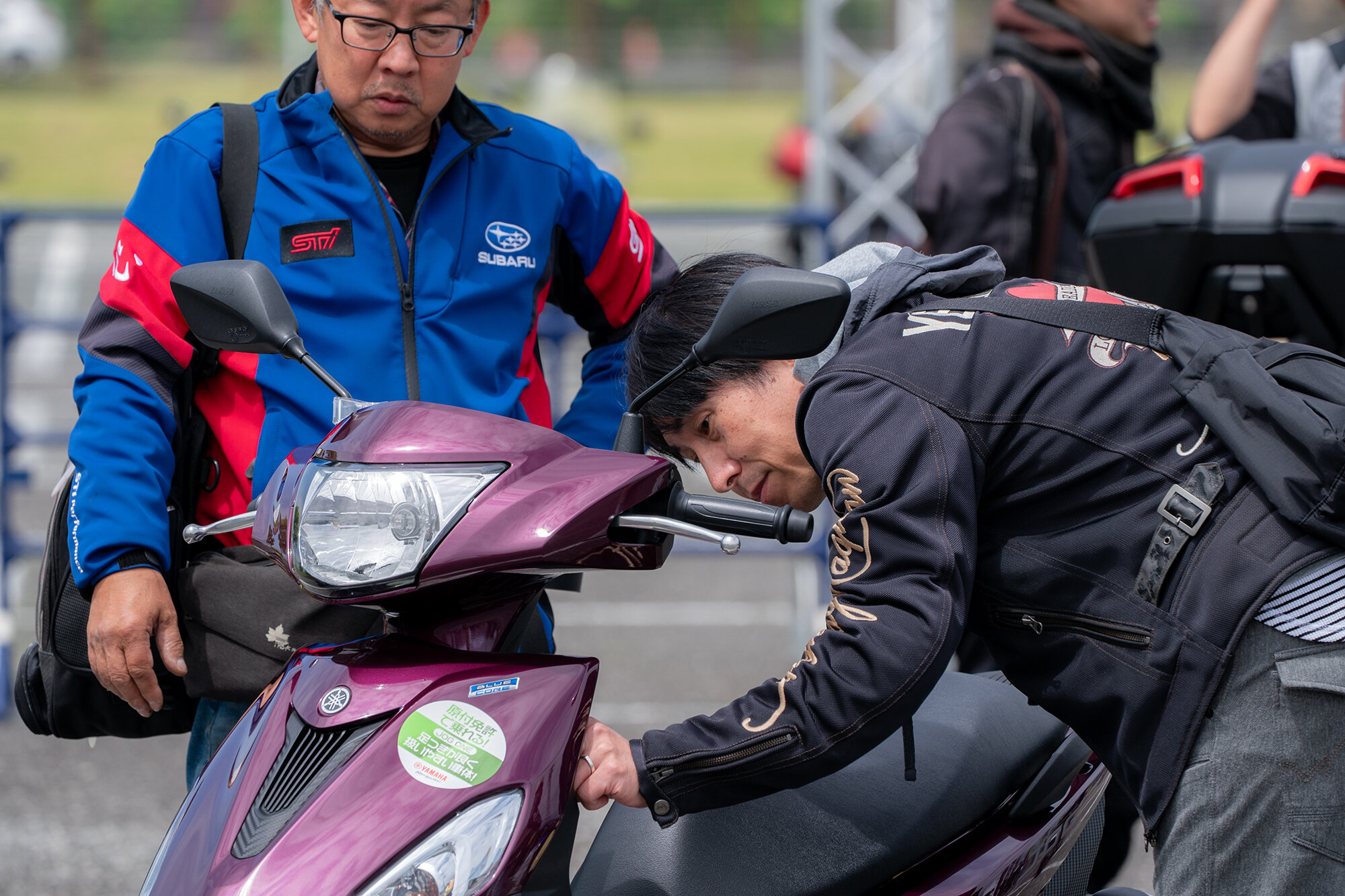 さらに50ccクラス同様に普通自動車免許や原付免許で運転が可能な「新基準原付」の「JOG ONE」