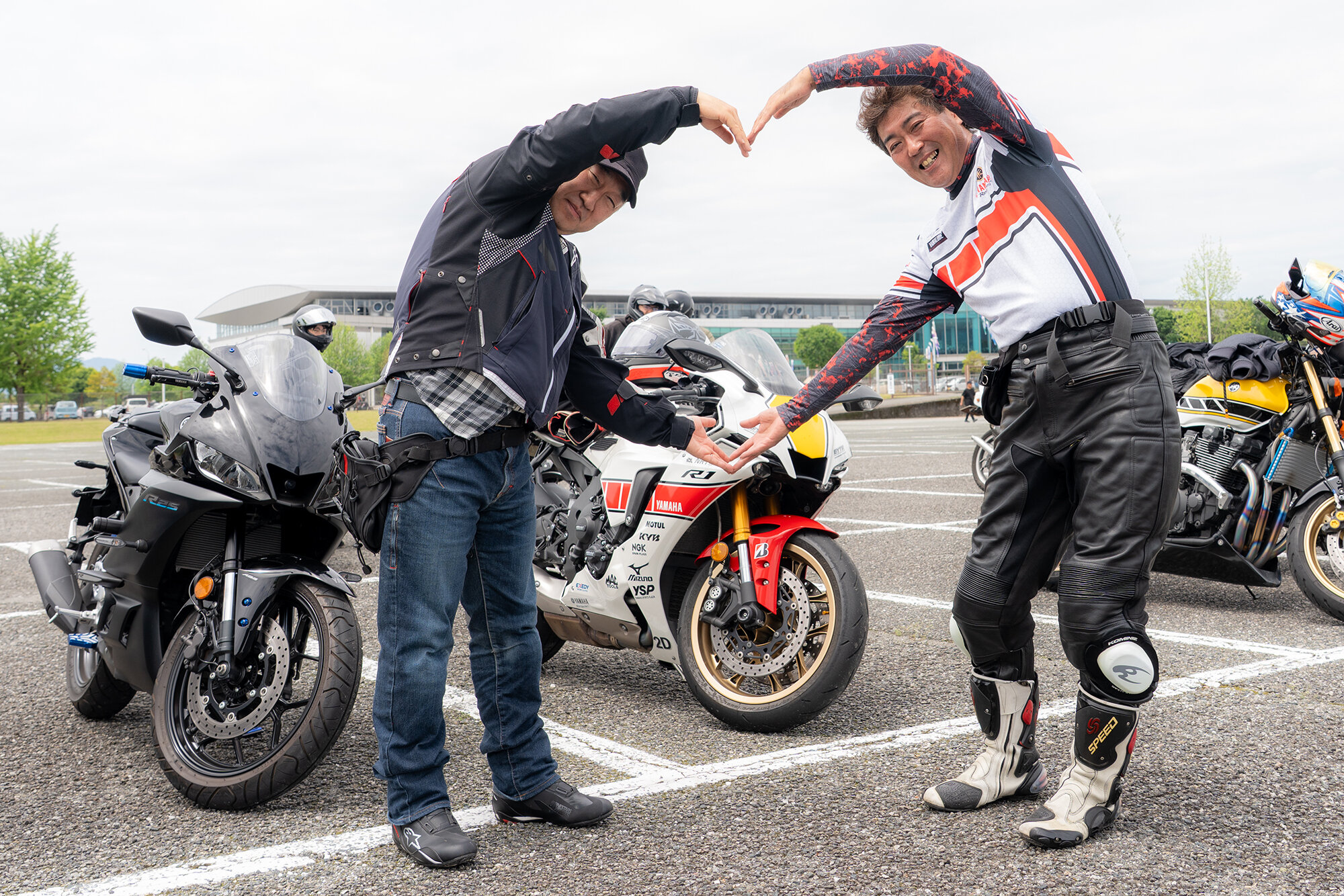 YZF-R」シリーズへの想いをハートマークで表現くださったのは