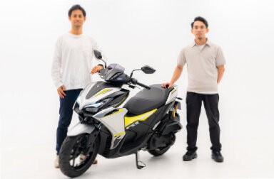 見た目も走りもスポーツバイクテイストで、手軽に便利に乗れるスポーツスクーター「AEROX」登場！　開発メンバーにこだわりポイントを聞きました！
