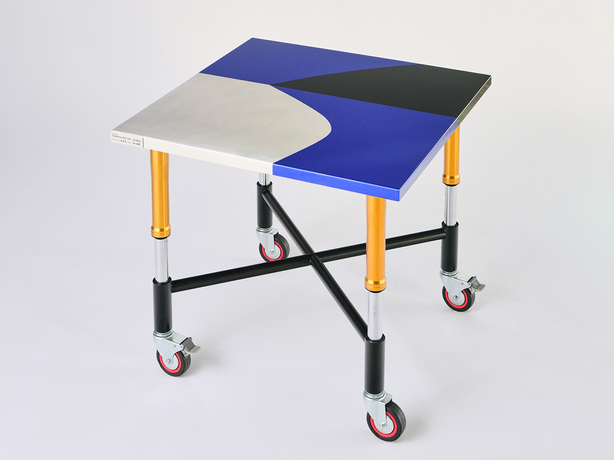 塗装テーブル（YZF-R25モデル）