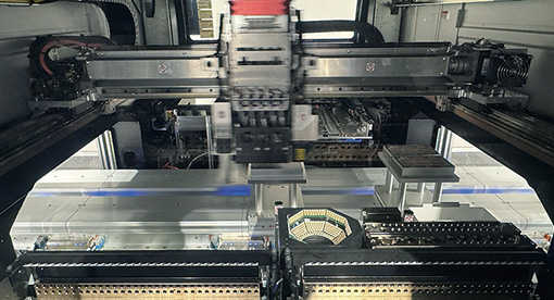 LCMR200×マウンター（表面実装機）