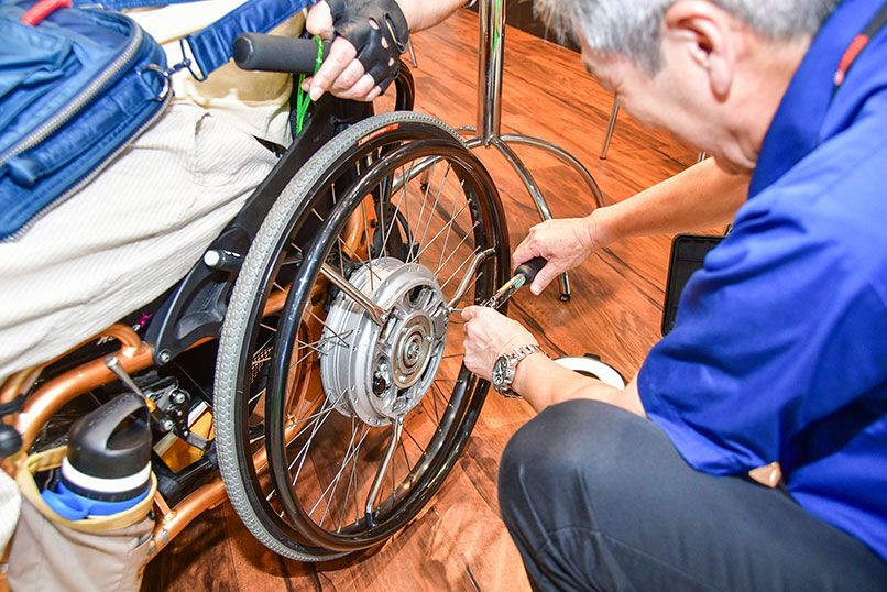 「第46回 国際福祉機器展 H.C.R.2019」に出展 - 電動車椅子 | ヤマハ発動機