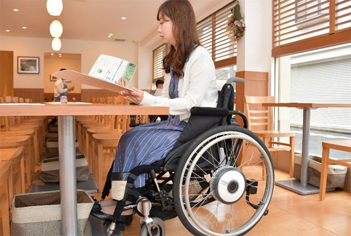 今月のJW女子（2018年6月） - 電動車椅子 | ヤマハ発動機